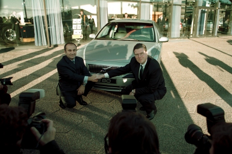 Ford-Volvo-Nasser-klein.jpg (97410 Byte)