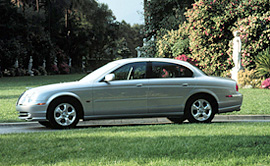 2000_Jaguar_S-TYPE